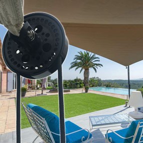 Voile d'ombrage à enrouleur - Espace Ombrage